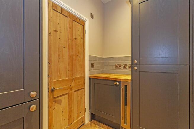 Utility Room-1.jpg