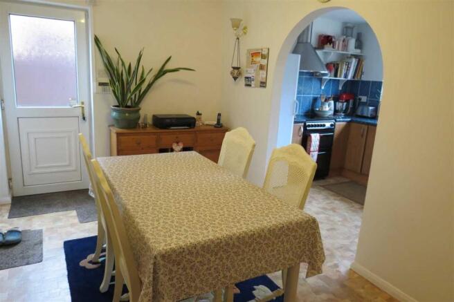 Dining Area: