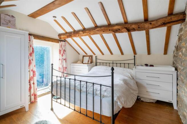 Bedroom3-2.jpg
