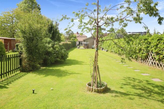 Rear 20of 20garden.JPG