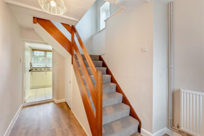 8622211-interior06.jpg