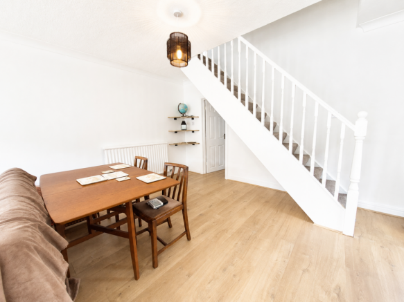 3 bed Link Detached House for sale Image 4