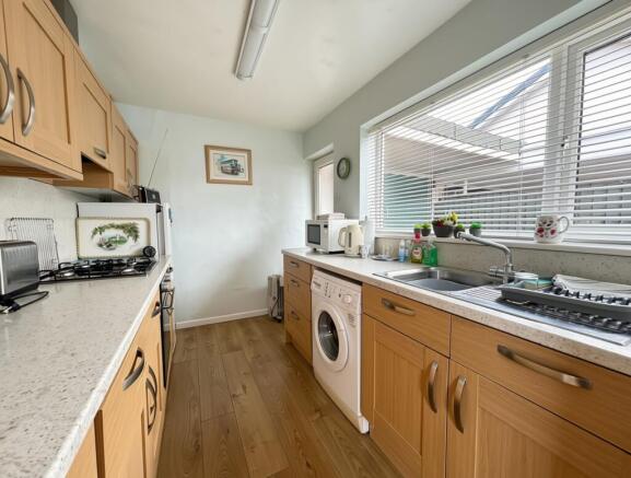 Abbeydale, Burscough, L40 photo 4