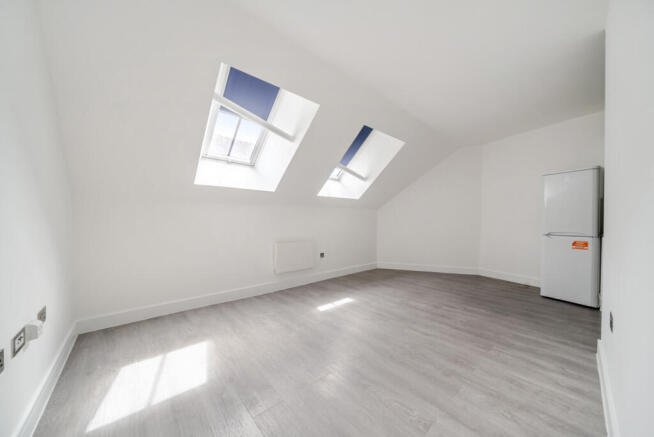 1483280-3-6a3a6ac...