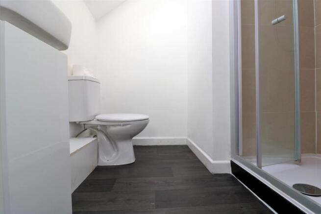 Ensuite 6 .jpg