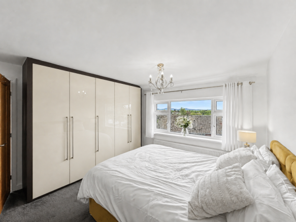 3 bed Semi-Detached for sale Image 12