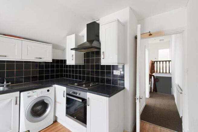 2 bed Apartment for sale Image 3