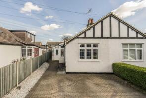 60, Wood Road, Shepperton TW17 0DX