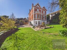 33a, De La Warr Road, Bexhill-on-sea TN40 2JA