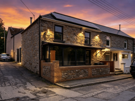 20, Bridge Street, Abertillery NP13 1UB