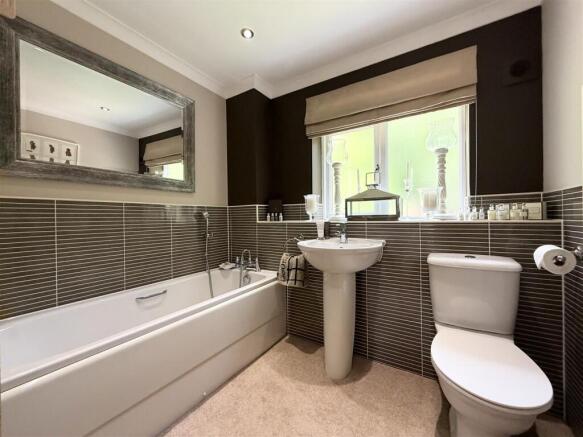 HOUSE BATHROOM