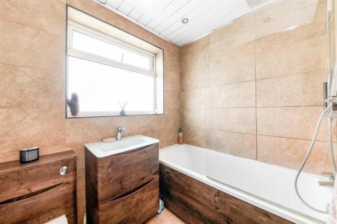 HOUSE BATHROOM