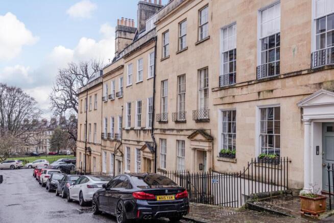 Second Floor Flat, 3 Great Bedford Street, Bath, B