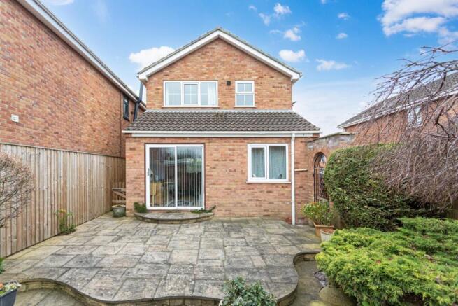 3 bed House for sale Image 11