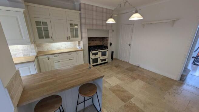 Terraced to rent Image 4