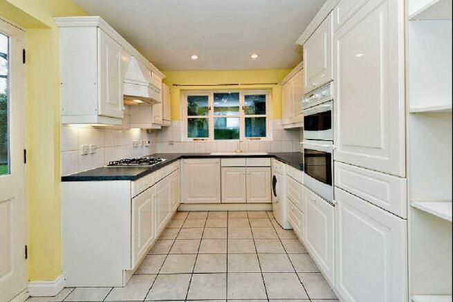 Kitchen/Breakfast Ro