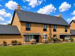 14, Hariana Close, Whitehouse, Milton Keynes MK8 1DG