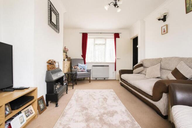 Living Room b.jpg