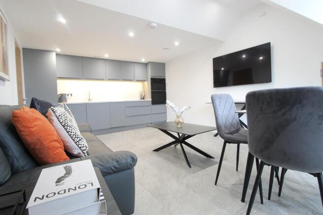Lounge 2