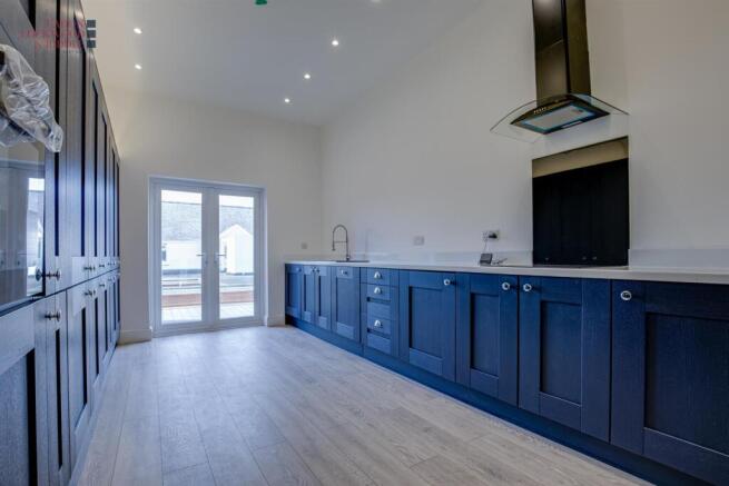 4 bed End of Terrace for sale Image 7