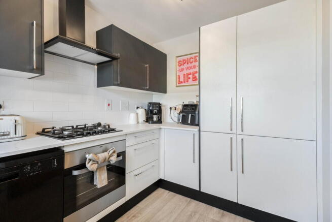 2 bed Terraced for sale Image 5