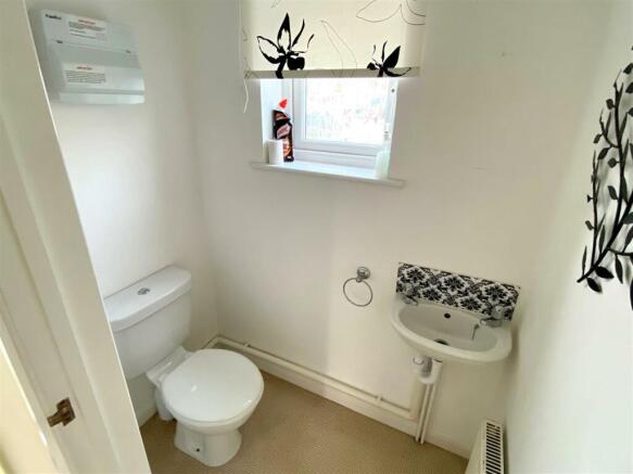 15 Dale Close WC