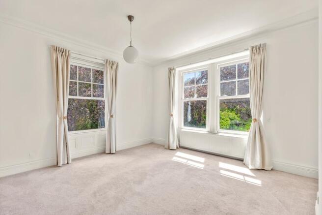 1 bed Flat for sale Image 9
