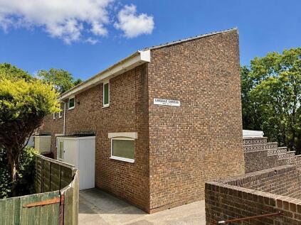 Langdale Gardens Estover , Plymouth End Terraced Three bedroom large south facing garden