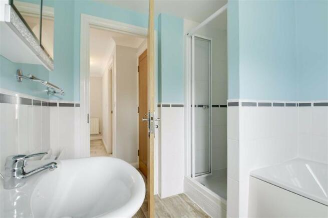 FOUR PIECE BATHROOM