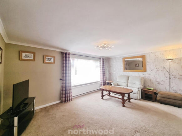 4 bed Detached for sale Image 7