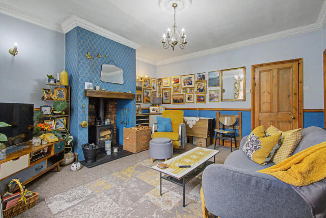 2 bed Semi-Detached for sale Image 4