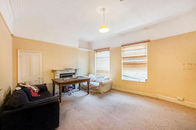 5 bed Block of Apartments for sale Image 6