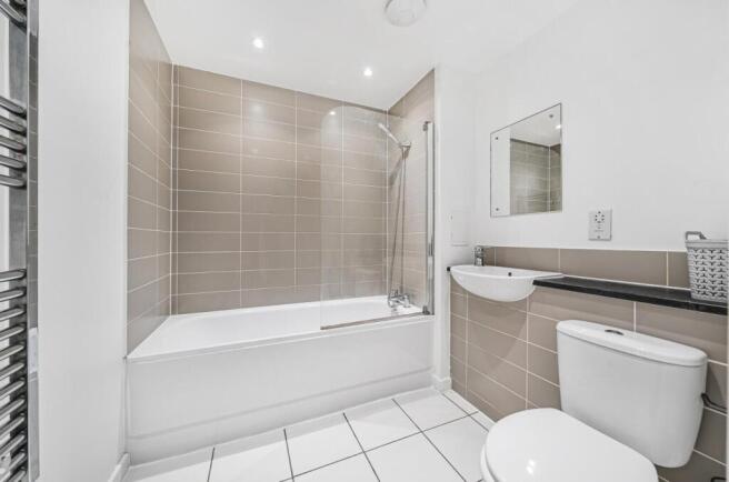 Bathroom.jpg
