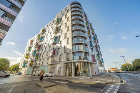 Alfred Street, Reading, Berkshire
