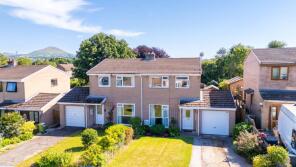 19, Parc-y-berllan, Bronllys, Brecon LD3 0LP