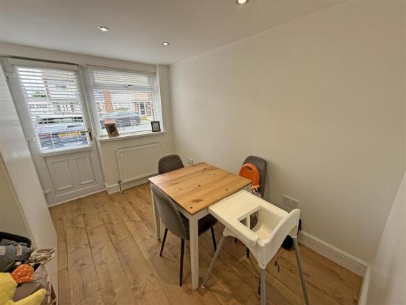Dining room.jpg