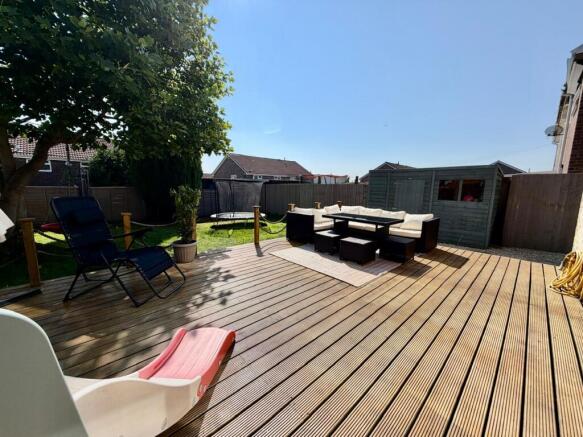 Penmaen Close, Cefn Hengoed, CF82 photo 4