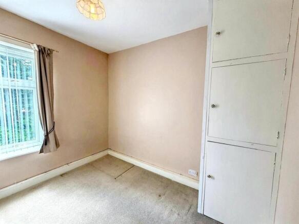 2 bed Terraced for sale Image 10