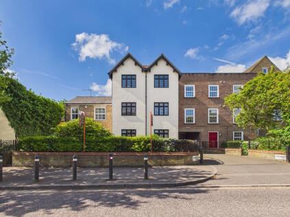 High Street, Berkhamsted, Hertfordshire, HP4