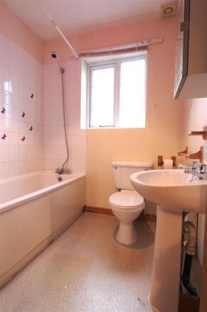 Bathroom.jpg