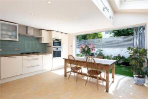 19, Sutton Lane North, Chiswick, London W4 4LA
