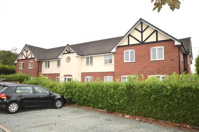 2-bed flat on Prospect Court, Alexandra Road, Market Drayton, Shropshire, £130,000