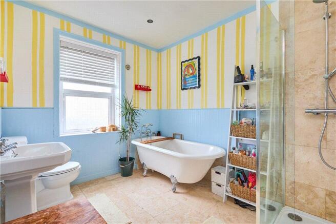 2 bed Terraced for sale Image 6