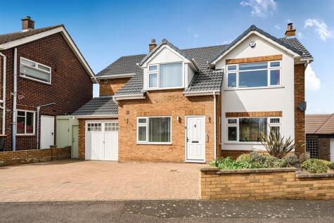 Merlin Gardens, Bedford