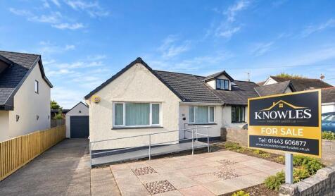 Gwaunmiskin Road, Beddau, Pontypridd
