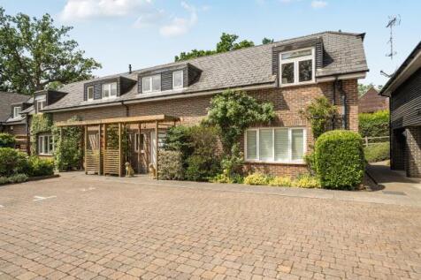 The Courtyard, St. Johns Lodge, Woking