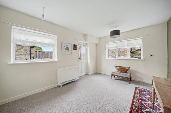 2 bed Detached for sale Image 8
