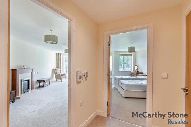 8656575-interior20-800.jpg