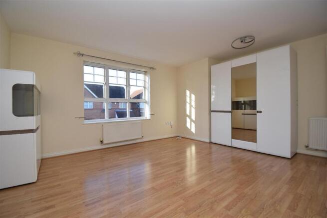 2 bed Flat to rent Image 7