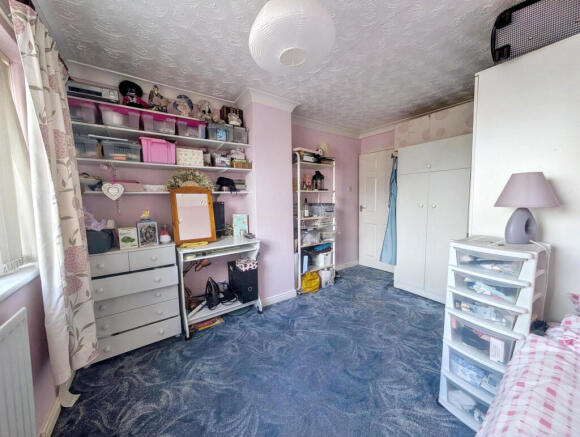 3 bed Semi-Detached for sale Image 11
